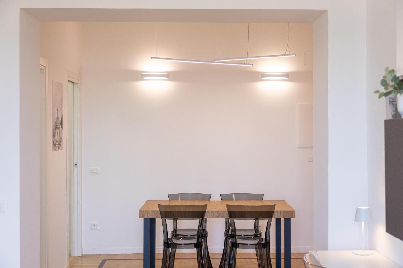 Colosseo Modern By In Apartment *
